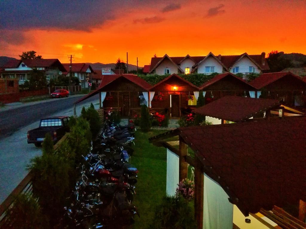 Pensiunea Valea Argesului Albestii Paminteni Bagian luar foto